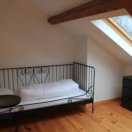 Zum Alten Landrat Apartament *